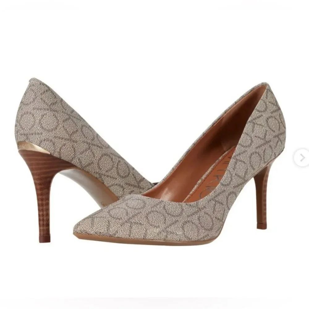 New Calvin Klein Giana Brown CK Logo Heel Pumps 3" Heels Size 10M Almond Toe